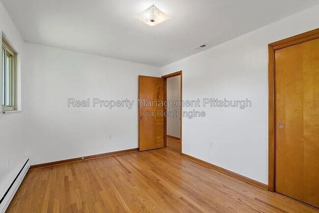 Building Photo - 509 Central Ave