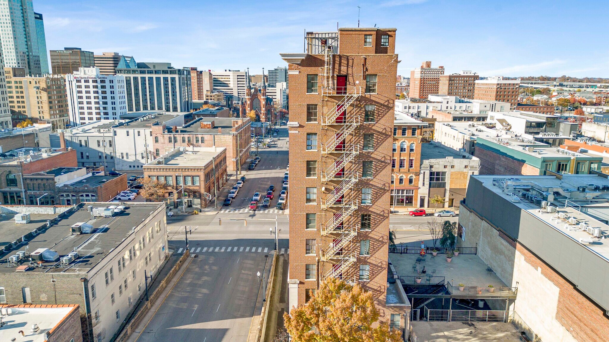 Building Photo - 2201 1st Ave N