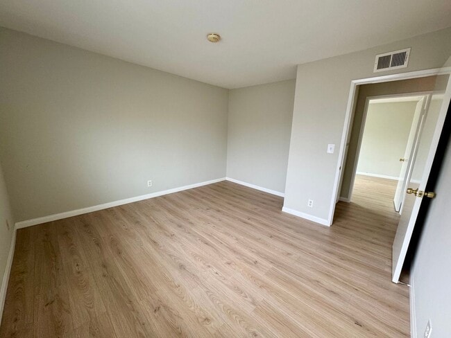 Building Photo - 3462 Del Amo Blvd