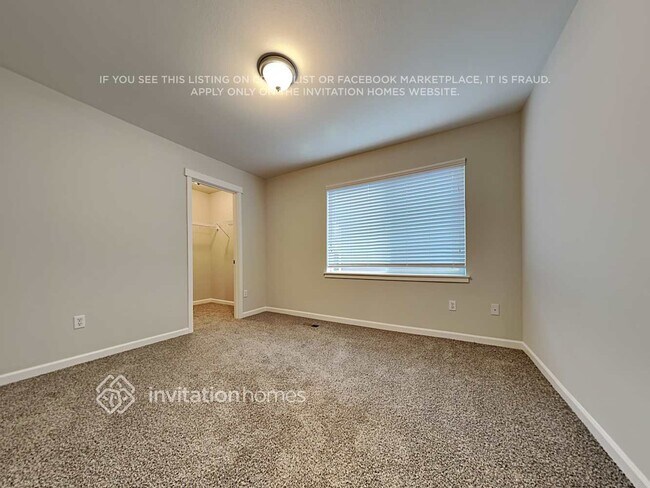 Building Photo - 3727 Santis Loop SE