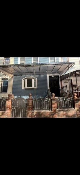 Building Photo - 189 Sheridan Ave