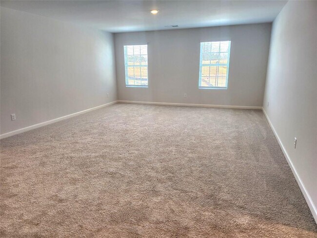 Building Photo - 710 Brookfield Dr