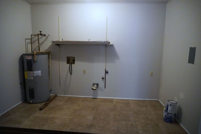 Building Photo - Southern Hills Remodeled Home