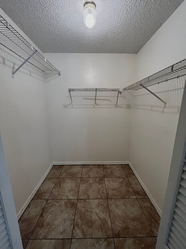 Building Photo - 2917 Autumn Run Ct