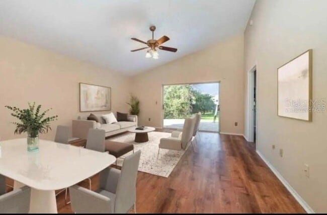 Building Photo - 10825 Bellamy Ct