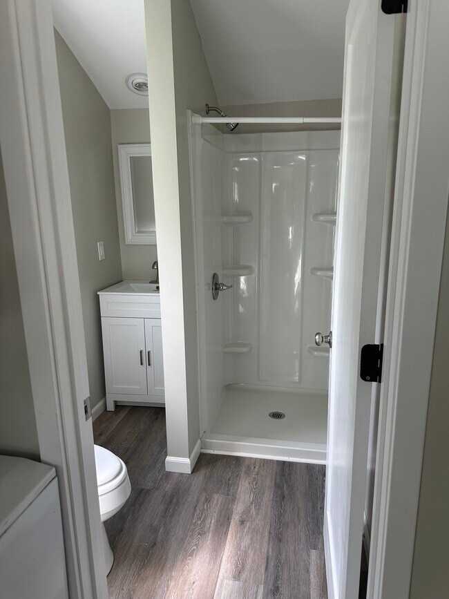 Building Photo - 227 Mount Leo Heights St