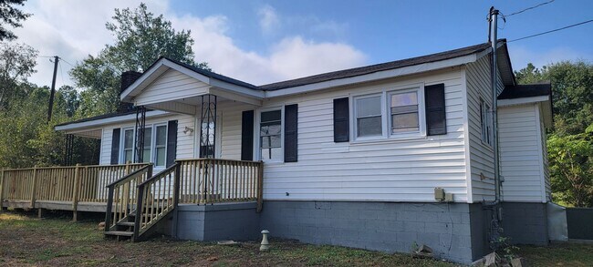 Building Photo - 10326 Cumming Hwy