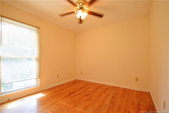 Building Photo - 521 Stone Way Ct