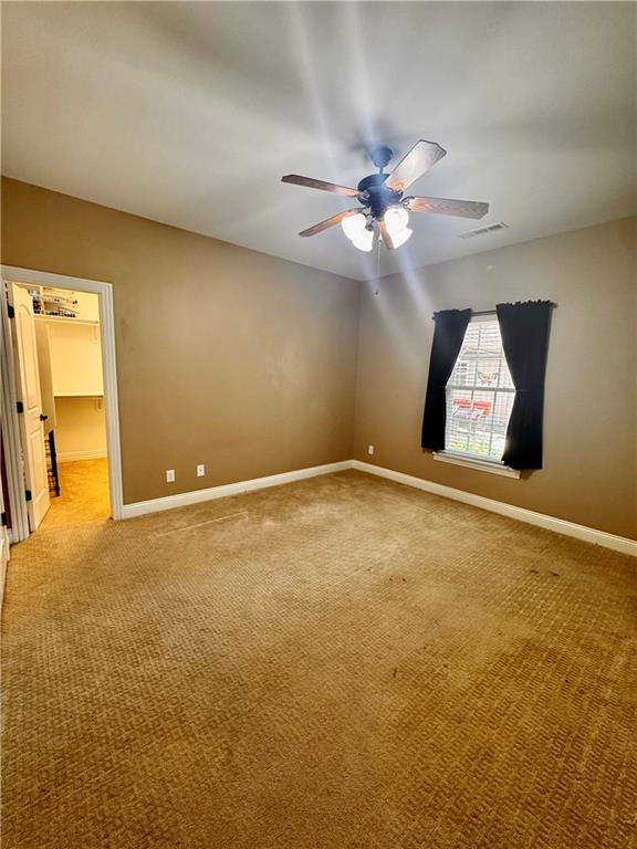 Building Photo - 15 Thackery Ln
