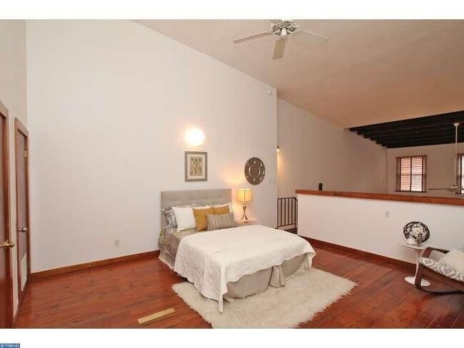 Building Photo - 111 Church St