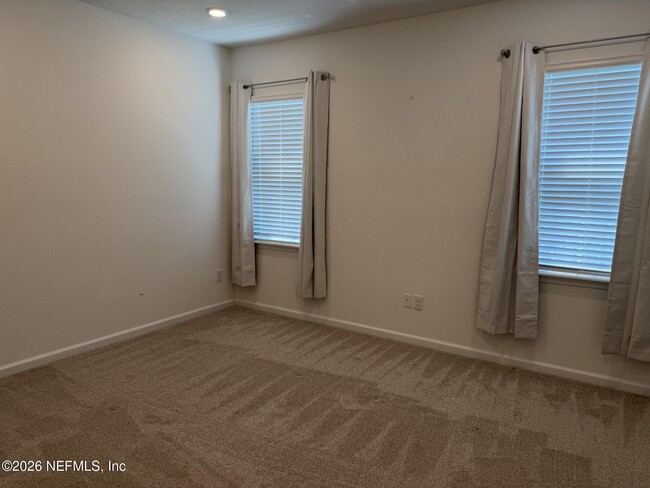 Building Photo - 43 Thurnham Ln