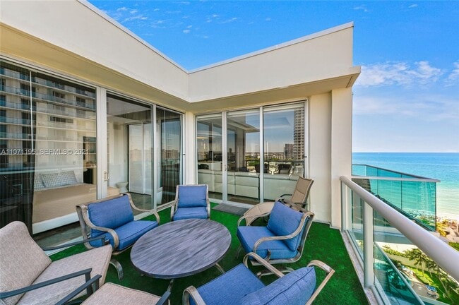 Building Photo - 4001 S Ocean Dr