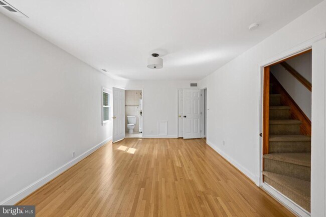 Building Photo - 4714 Upton St NW