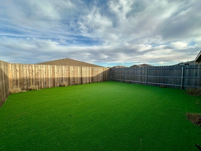 Building Photo - 2012 Bryan Ave