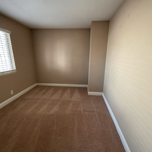 Building Photo - LOVELY 3-BEDROOM, 2BATH HOME!!!