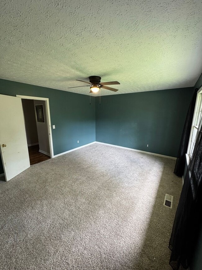 Building Photo - 1315 Monte Vista Dr
