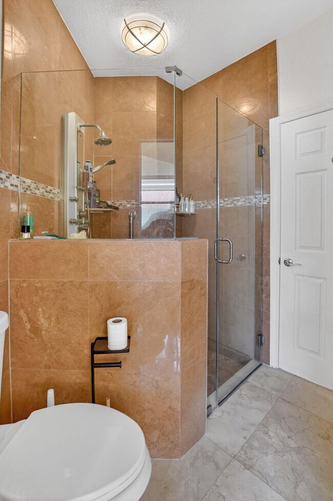 Building Photo - 12466 Baywind Ct