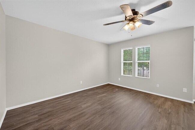 Building Photo - 16735 Libson Falls Dr