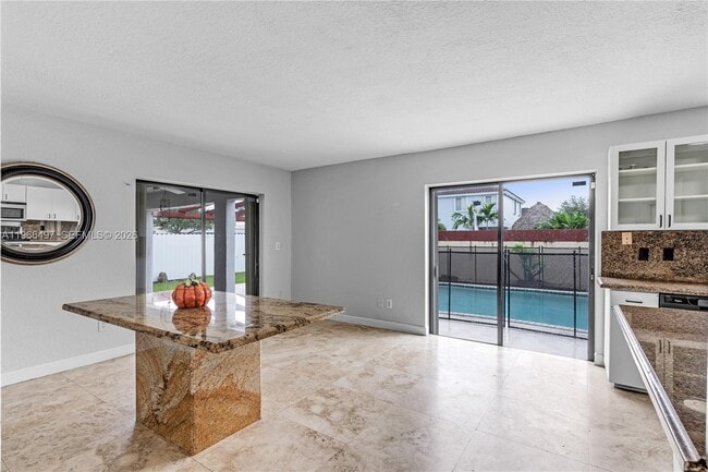 Building Photo - 14011 SW 156th Terrace