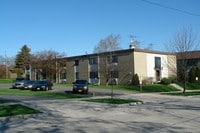 Building Photo - Lakeshore North Apartment Homes - 2748