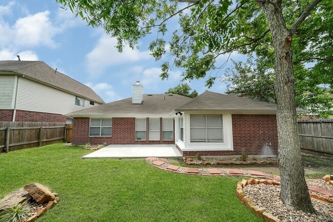 Building Photo - 3515 Walden Dr