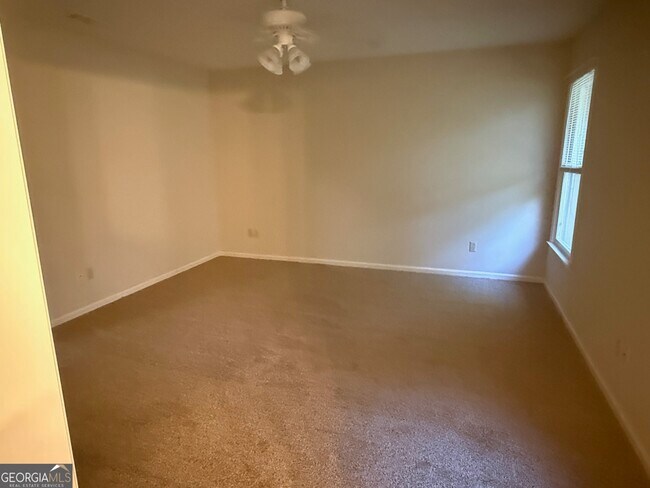 Building Photo - 217 Mossberg Cir