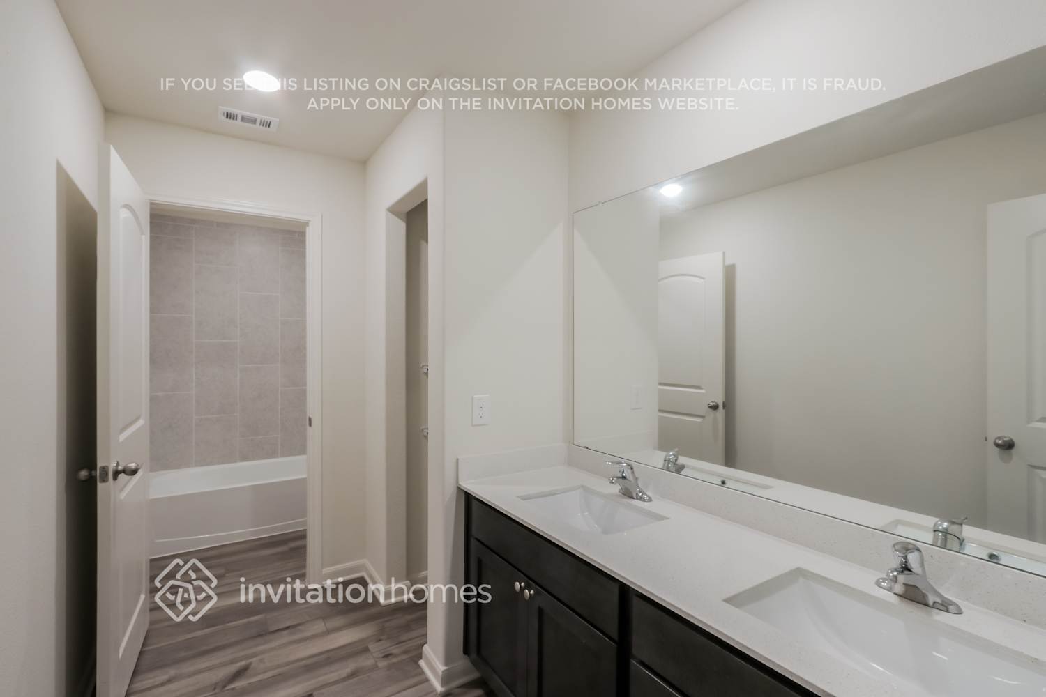 Building Photo - 3023 Chico Dr