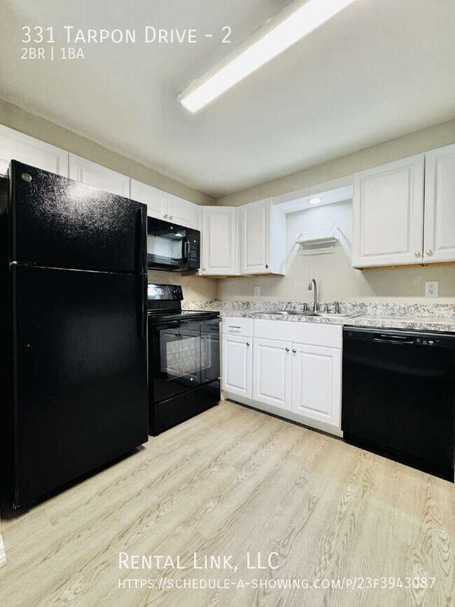 Building Photo - 331 Tarpon Dr