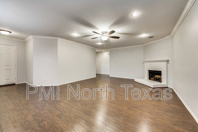Building Photo - 2641 Salt Maker Way