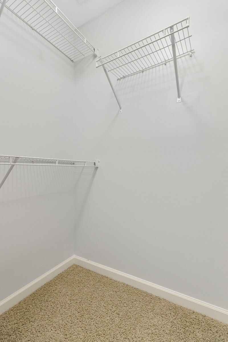 Building Photo - 215 Semel Dr