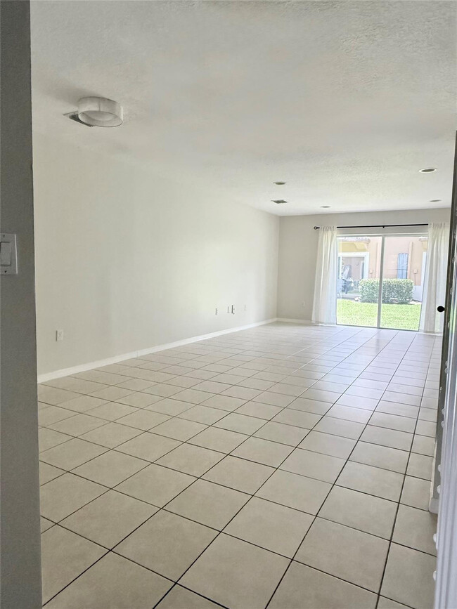 Building Photo - 3142 SW 129th Way