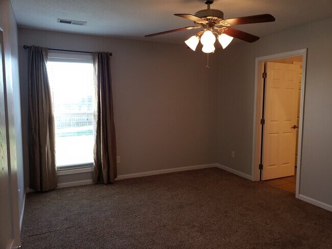 Building Photo - Richmond Subdivision