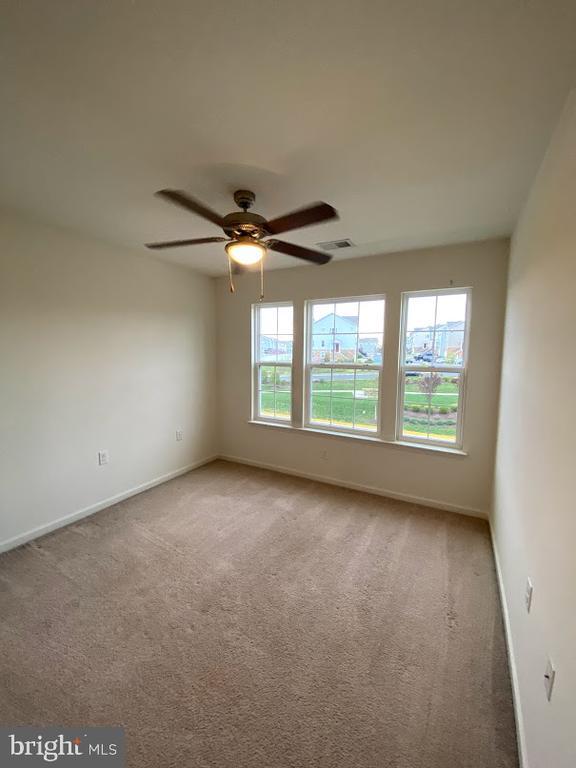 Building Photo - 120 Woodman Ct