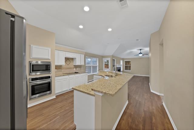 Building Photo - 5708 McKinley Ln