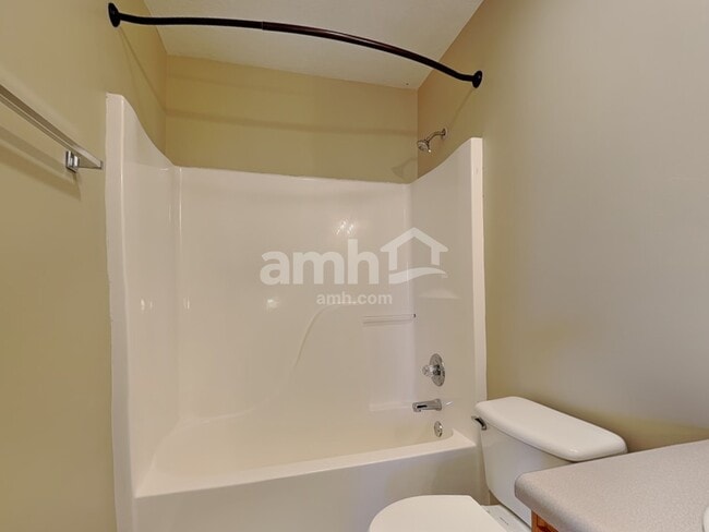 Building Photo - 7801 Beechtree Ln