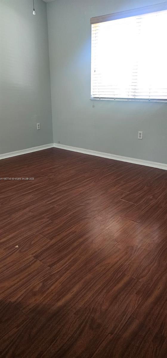 Building Photo - 2910 SE 12th Rd