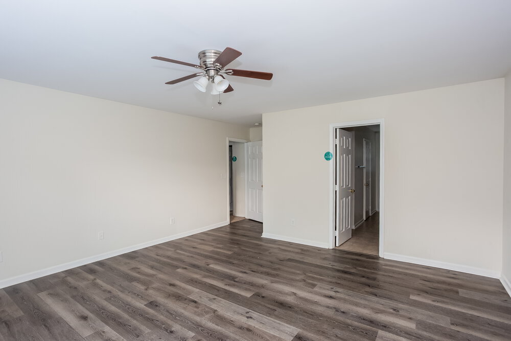 Building Photo - 10408 Sparrow Springs Ln