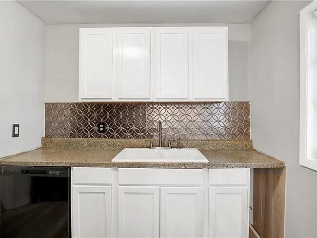Building Photo - 3764 Autumndale Dr