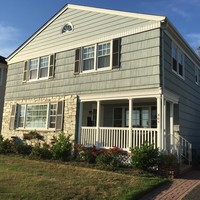 Building Photo - 305 7th Ave
