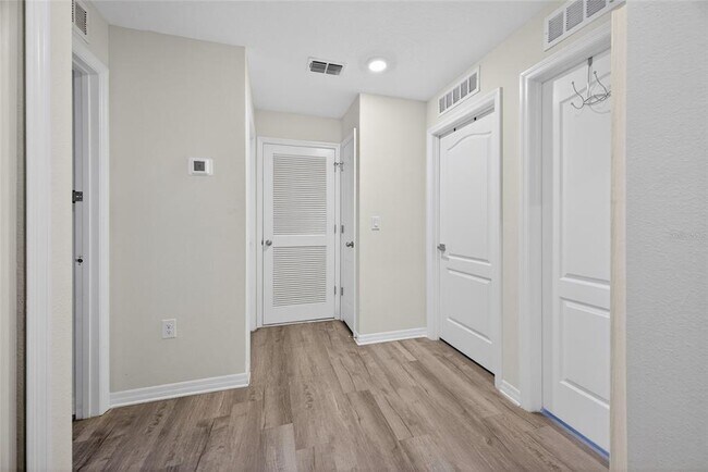 Building Photo - 1832 Katz Crossing Dr