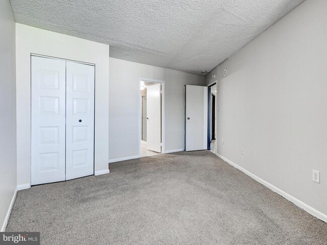 Building Photo - 205 E Joppa Rd