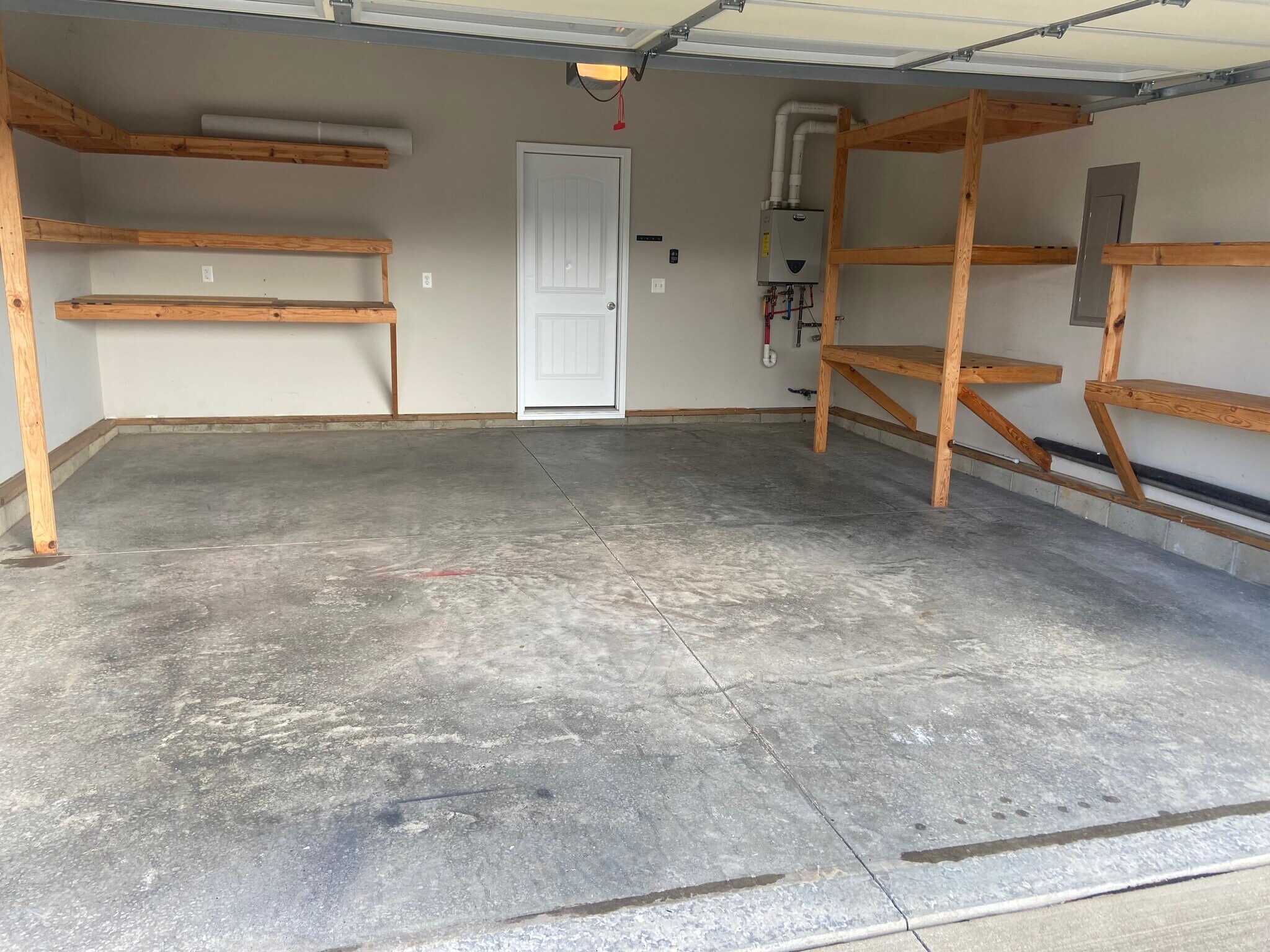 Building Photo - 6405 Autumn Valley Trce