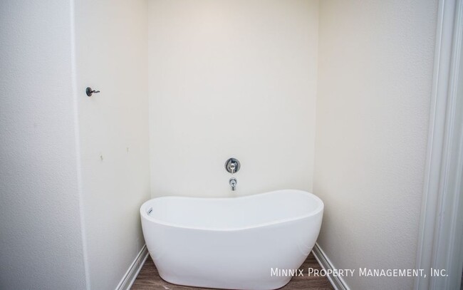 Building Photo - 4707 125th St