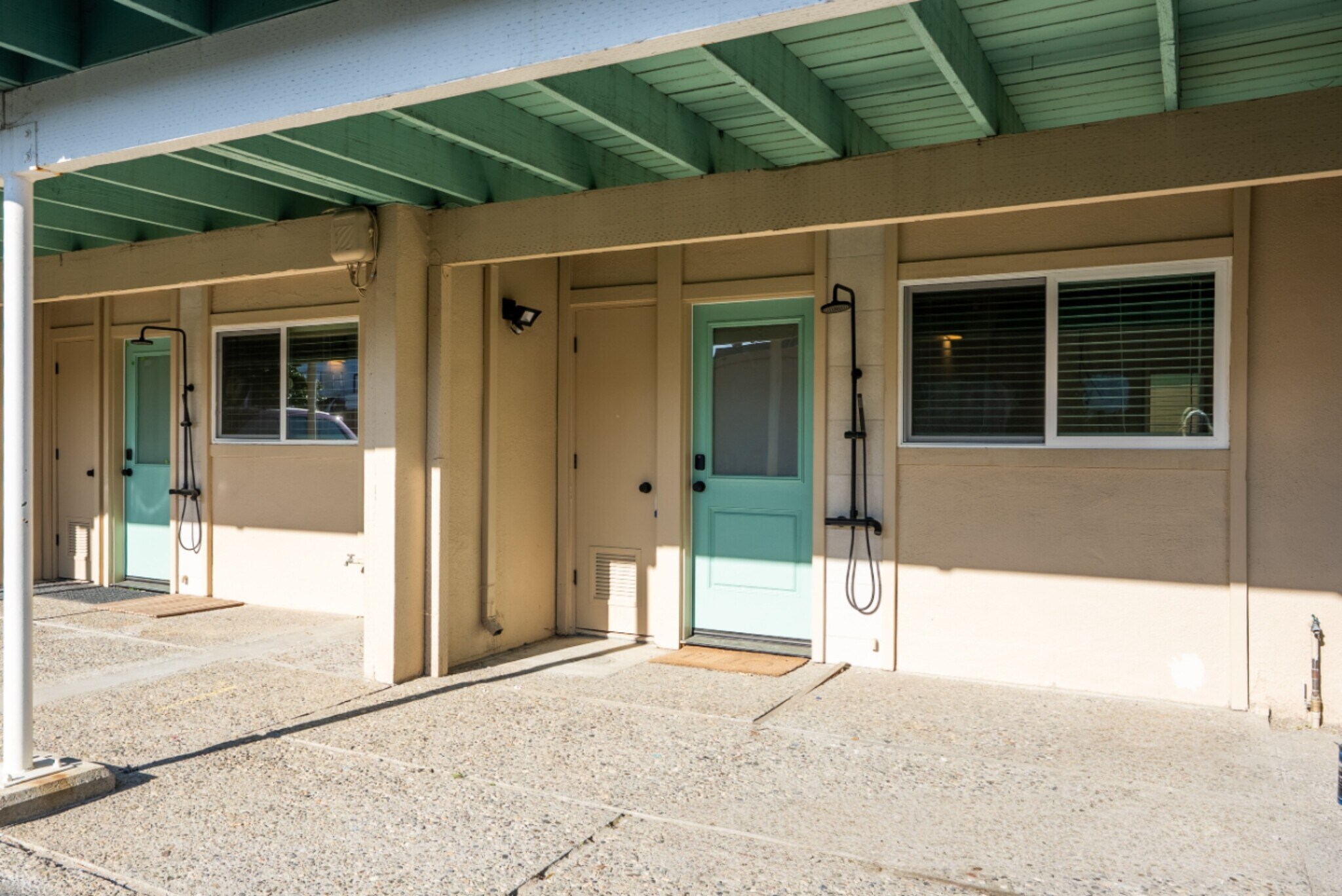 Building Photo - 116 Marina Ave