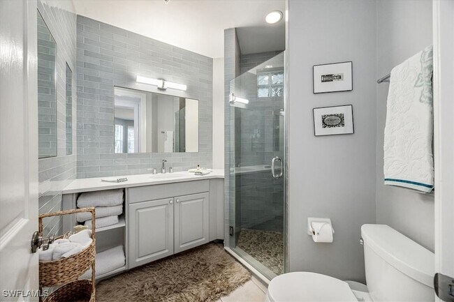 Building Photo - 700 Bentwater Cir