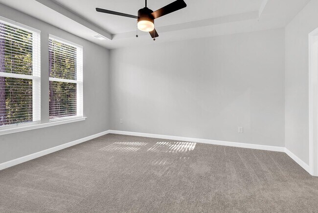 Building Photo - 408 Ireland Way