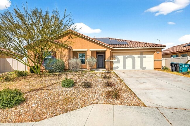 Building Photo - 2023 E Lingard St