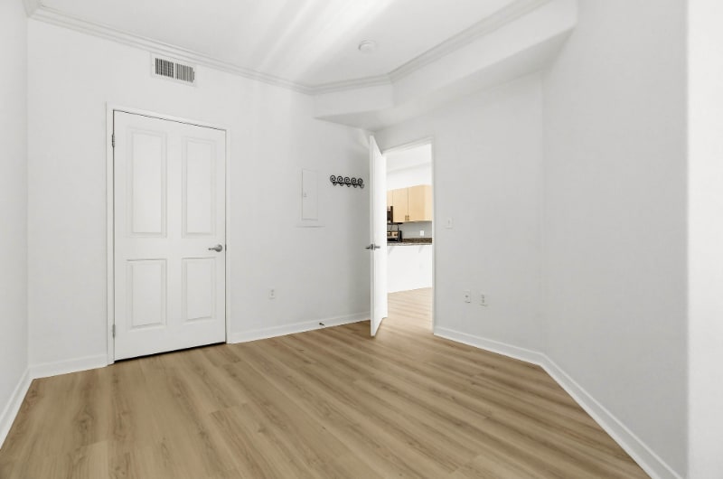 Building Photo - 1501 Front St