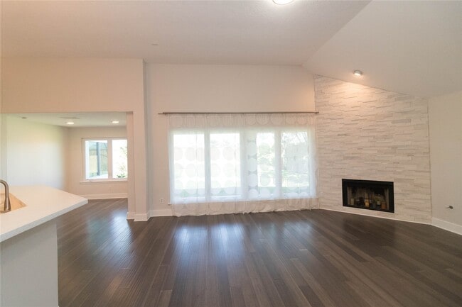 Building Photo - 1318 Ragsdale Ln