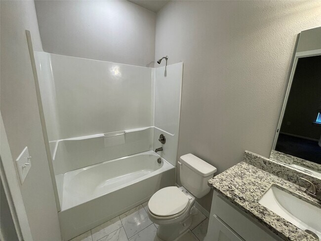Building Photo - 2721 Ginger Ct